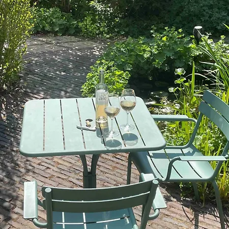 Holiday home T Ateliertje Noort *