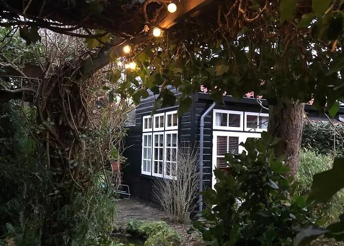 בית נופש T Ateliertje Noort