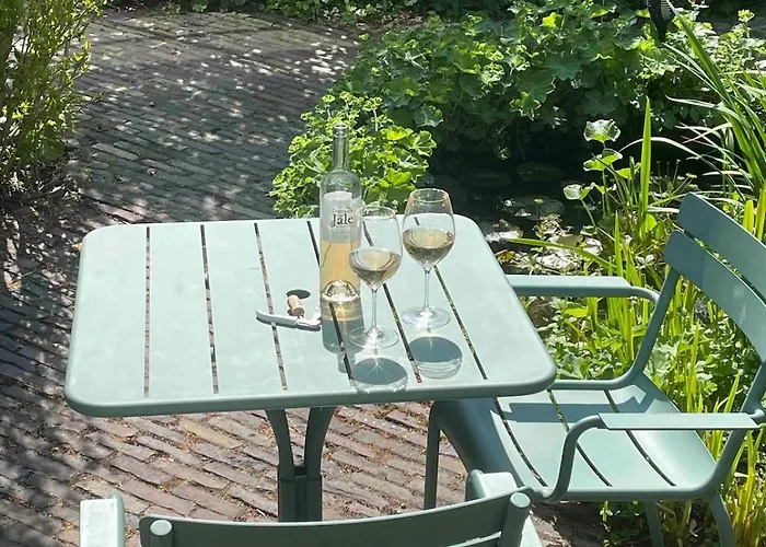 בית נופש T Ateliertje Noort *